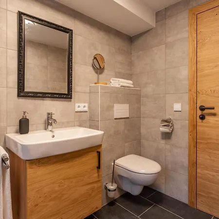 Apartament Felding 1 *